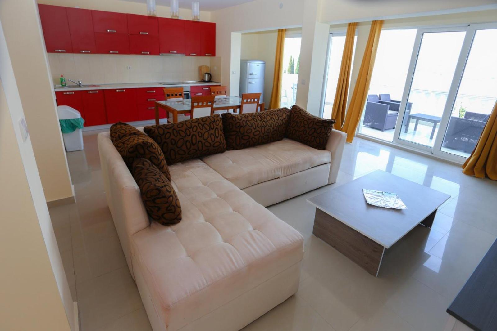 Mountain Bay Views Apartments Njivice Exterior foto